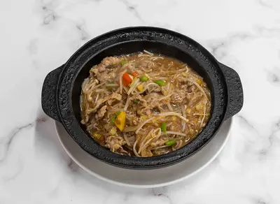 Fried Beef with Mushroom in Satay Sauce