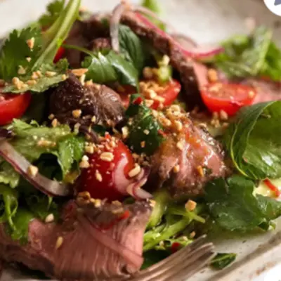 Thai Style Steak Salad (Medium Well)(Contain Nuts)