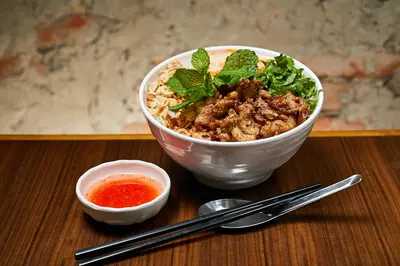 Lemongrass Pork Belly with Dry Noodles